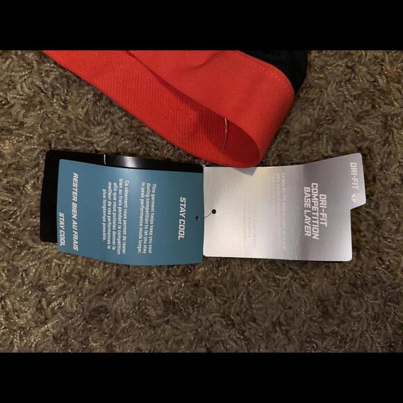 Nike Women's Dri-Fit Pro 3 Big Dot Training Shorts - Picture 9 of 12